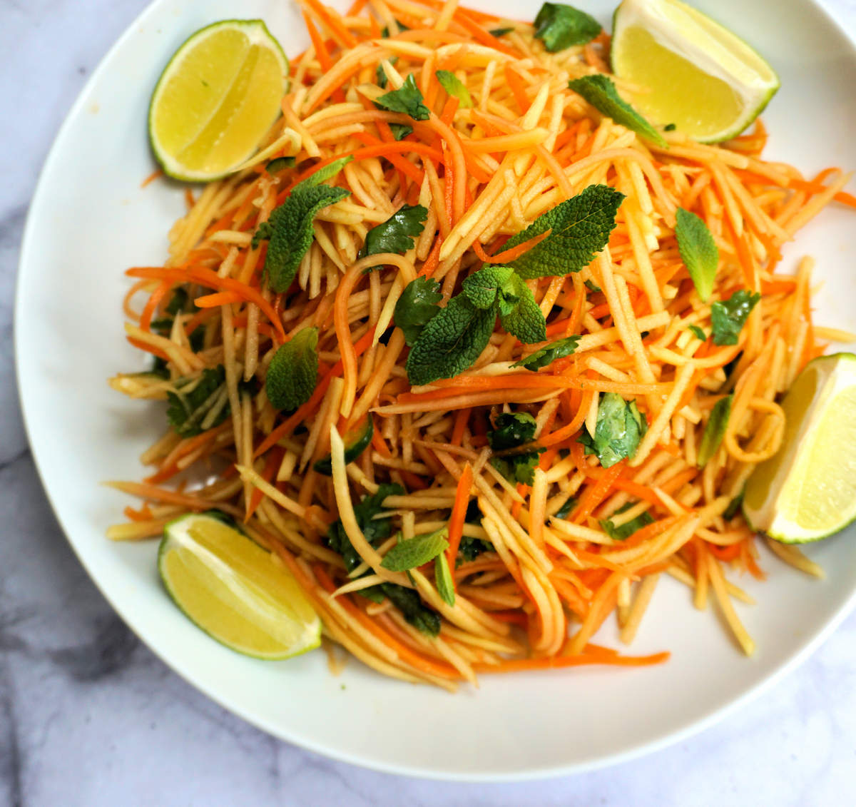 Green papaya salad with fried snapper - Dominica Gourmet
